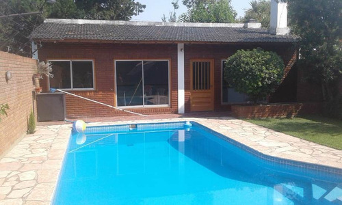 Imagen 6 de 7 de Chalet En Venta Cond En Ituzaingo Norte