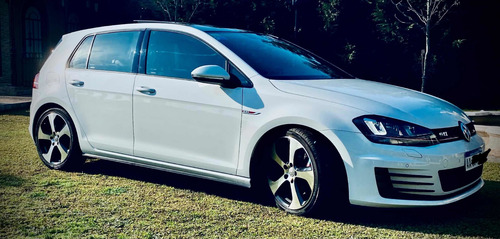Imagen 3 de 10 de Volkswagen Golf 2016 2.0 Gti Tsi App Connect + Cuero