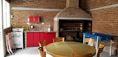 Datri Vende Casa - 3 Dorm 59 E 10 Y 11