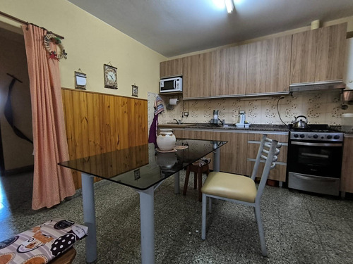 Casa En Remedios De Escalada