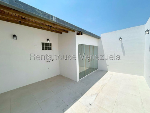 Nataly Zambrano*25-18080 Bella Moderna Acabados De Primera Casa (1 Nivel) En Venta En Tierra Del Sol, Para Empezar Una Nueva Historia Con Tu Familia .