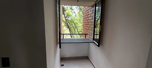 Apartamento En Venta En Medellin - Floresta. Cod V16183