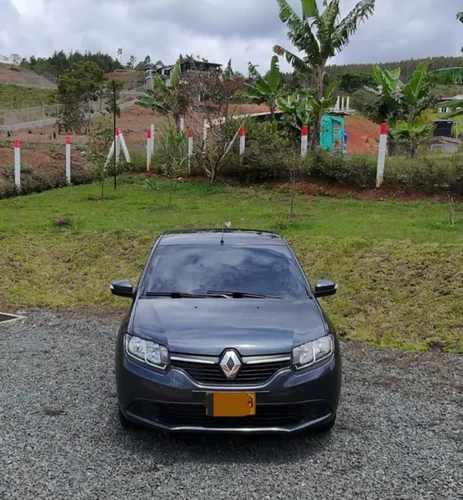 Renault Logan 1.6 Expression