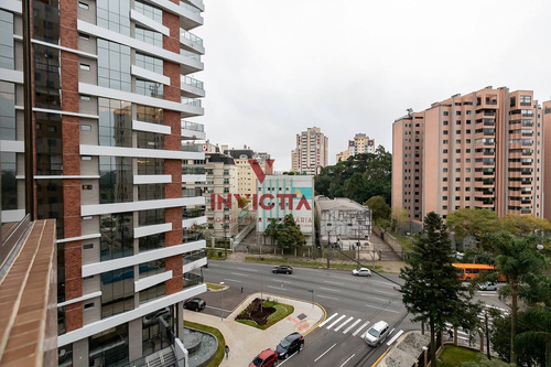 Imagem 14 de 30 de Apartamento Com 3 Dormitórios À Venda Com 311.39m² Por R$ 1.499.000,00 No Bairro Cabral - Curitiba / Pr - Aa 1713