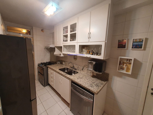 Imagem 25 de 29 de Apartamento 117m², 03 Dormitórios (sendo 01 Suíte), 02 Banheiros E 02 Vagas Na Garagem. Condomínio Com Portaria, Segurança 24hrs, Piscina, Academia. - 21120302 - 70370106