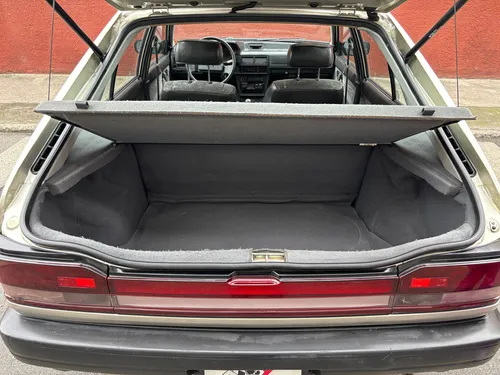 Mazda 323 1.3 Hs