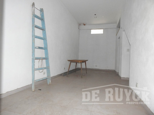 Local Con Vivienda En Venta En Florencio Varela Oeste