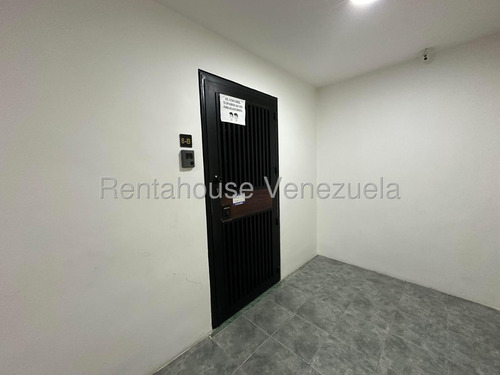 Oficina En Alquiler En Los Palos Grandes 25-22767 Yf
