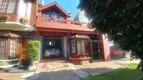 Duplex A Una Cuadra De Avenida Mitre