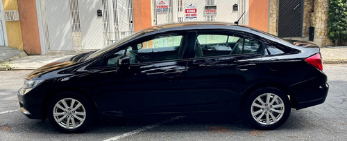 Imagem 6 de 12 de Honda Civic Lxs 1.8 I-vtec (aut) (flex)