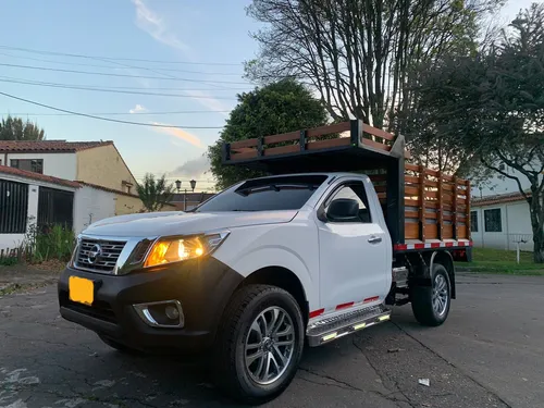 Nissan Frontier 2.5l Automática Gasolina