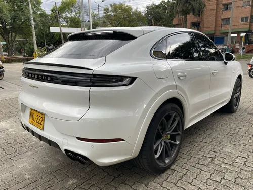 Porsche Cayenne 3.0 E-Hybrid