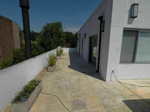 Imagen 13 de 15 de Casa Barrio Cerrado Altos Del Sol Ituzaingo Norte Minimalis