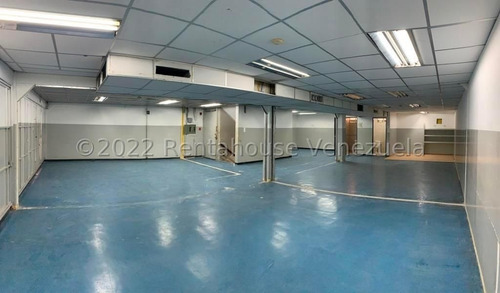 Imagen 9 de 13 de Excelente Local Comercial De 3 Niveles En Venta La Candelaria Mls #23-9731