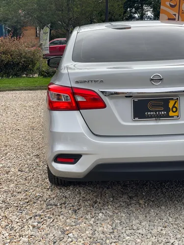 Nissan Sentra 1.8 B17 Fl Exclusive