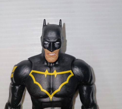Multiverse Mattel Batman Superheavy James Gordon King Shark (Usado)