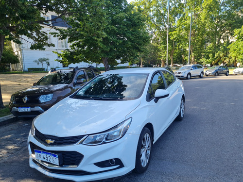 Chevrolet Cruze 1.8 Lt Mt 4 p