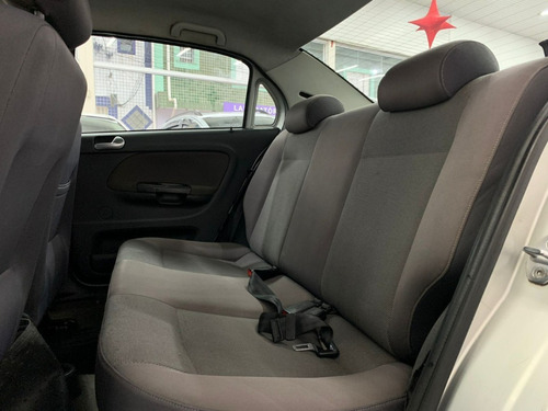 Imagem 10 de 19 de Volks Voyage Comfortline Carro Entrada Parcelamento