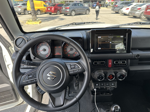 Suzuki Jimny 3p GLX L4 1.5 Man
