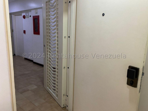 Apartamento En Venta - Delia Pereira 