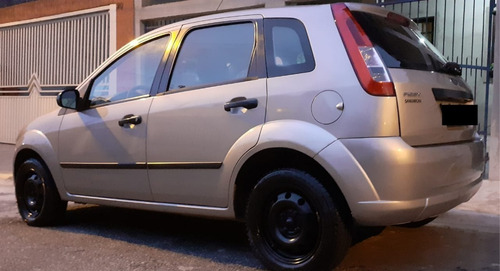 Ford Fiesta 1.0 8v Flex Class 5p
