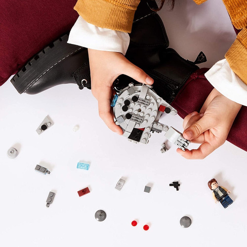 Imagen 6 de 7 de Lego Star Wars 75295 Millennium Falcon Microfighter Cantidad De Piezas 101