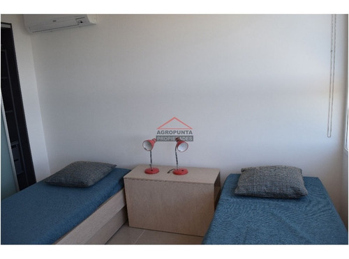 Apartamento En Venta 3 Dormitorios * Edificio De Categoría- Ref: 2619