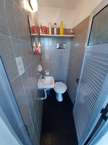 Casa 2 O 3 Familias En Venta Ubicado En Lanús Oeste