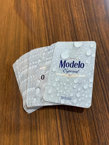 Domino Modelo Especial Baraja Española Cubilete Corona Extra
