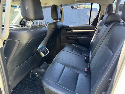 Toyota Hilux Pick-Up 2.8 Cd Srx 177cv 4x4