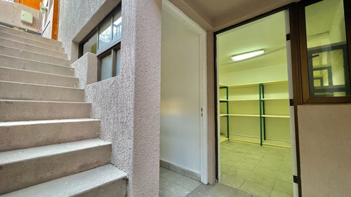 Casa Luminosa Y Remodelada