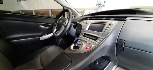Imagen 10 de 14 de Toyota Prius 2015 1.8 Base Mt