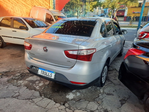 Imagem 4 de 12 de Fiat Grand Siena 2013 1.4 Kit Gas