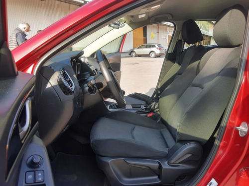 Imagen 6 de 11 de Mazda Mazda 3 2.0 Touring Sedan Std 6 Vel Ac 2015