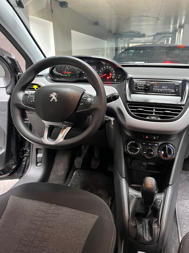 Peugeot 208 1.6 Active