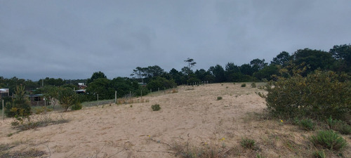 Terreno Muy Alto A La Venta En Punta Del Diablo