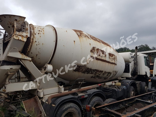 Scania P310 8x4 Betoneira Liebherr 2014