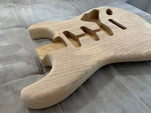 Imagem 5 de 5 de Corpo Guitarra Modelo Strato Em Cerejeira