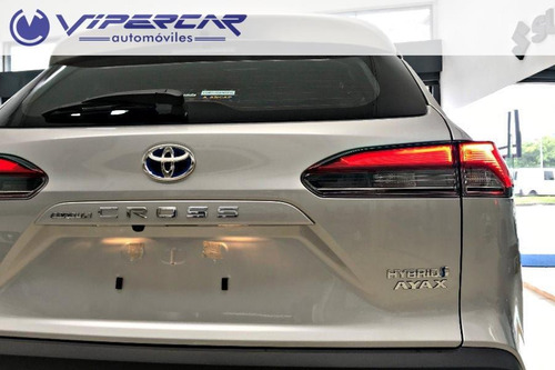 Imagen 9 de 14 de Toyota Corolla Cross Seg 1.8 2023 0km