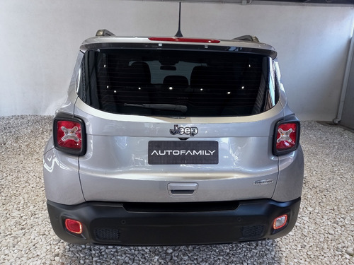 Imagen 6 de 15 de Jeep Renegade Longitude Full 1.8n At 6° | 2020