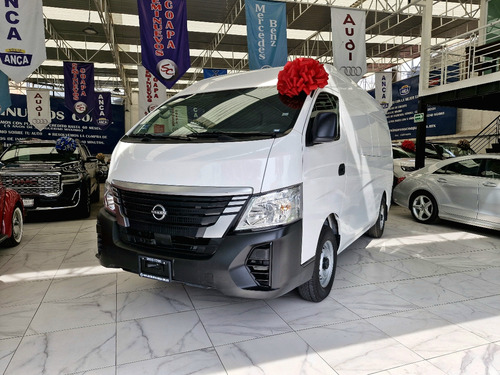 Nissan Urvan 4p Amplia L4/2.5 Man A/A P/Seg