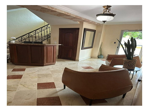 Alquilo Apto Amueblado En Gazcue, 2 Habs., 140 Mts.2, Balcon, 5to Piso, Torre Hilda Maria