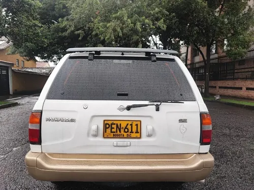 Nissan Pathfinder 3.3 R50 Ancha