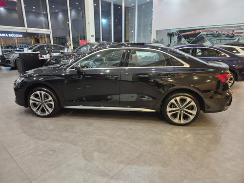 Audi A3 2.0 40 TFSI GASOLINA SEDAN PERFORMANCE BLACK S-TRONIC
