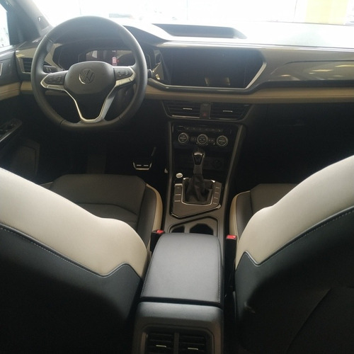 Imagen 24 de 25 de Volkswagen Taos 2023 1.4 250 Tsi Hero