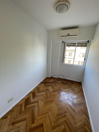 Imagen 8 de 12 de Excelente Departamento 3 Ambientes De Frente Con Balcon