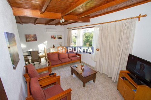 Imagen 3 de 11 de Casa En Venta