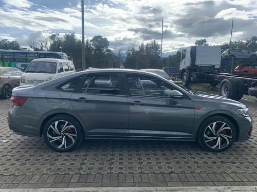 Volkswagen Jetta Gli At