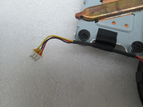 Ventilador Toshiba L845 L845d Np Fcn3eby3tm011025 Seminuevas