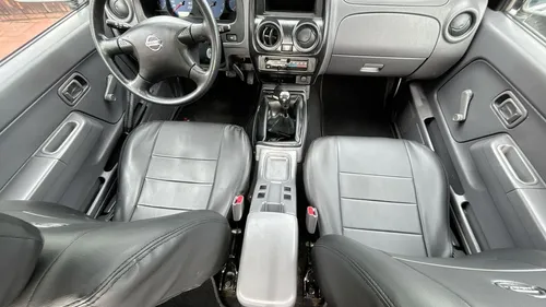 Nissan D22 Np 300 Dc 4x2 2015